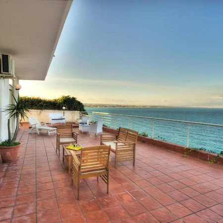 Terrazza Sul Mare Villa Agnone Bagni Eksteriør bilde